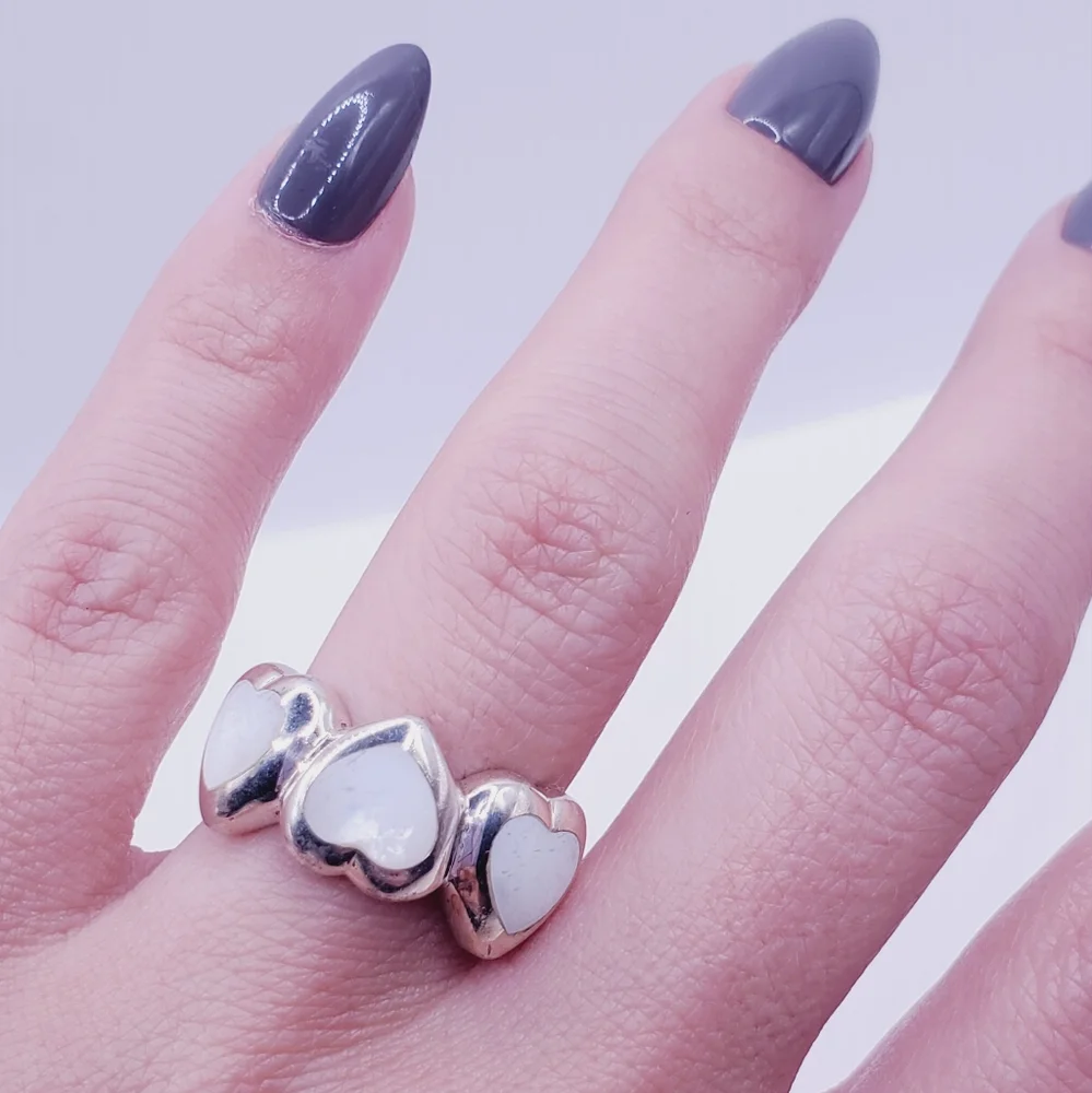 Mother Of Pearl Heart Ring